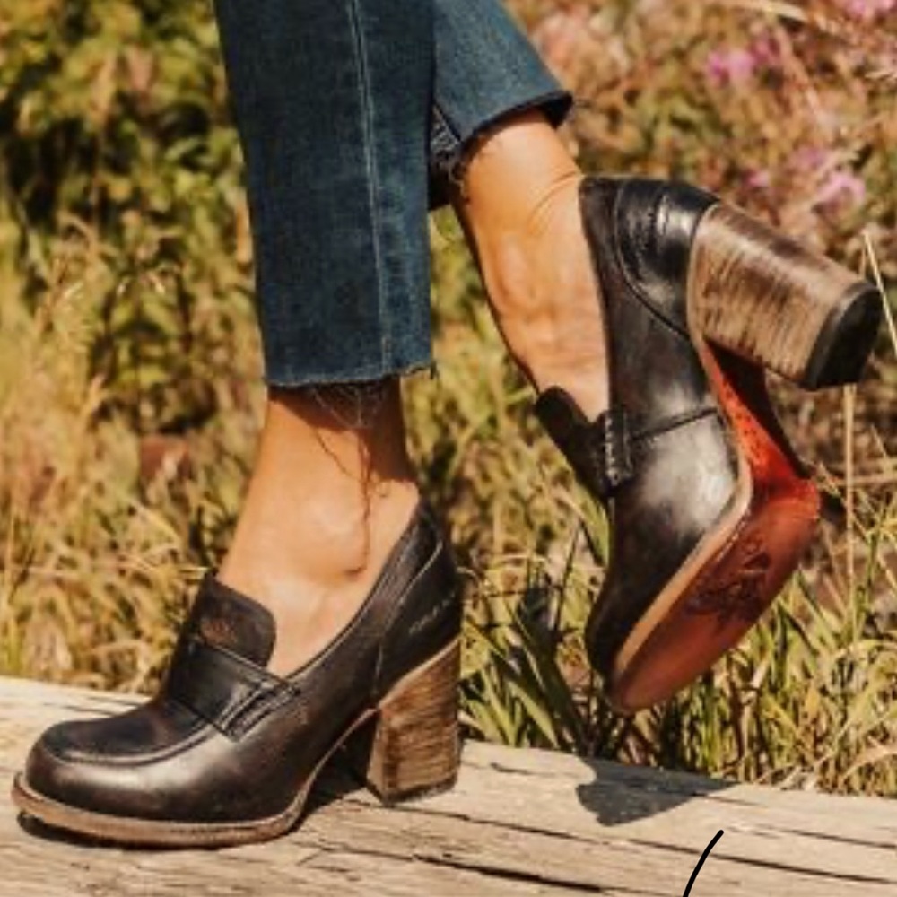Freebird by Steven Bellevue Brown Black Distressed Heeled Loafers
